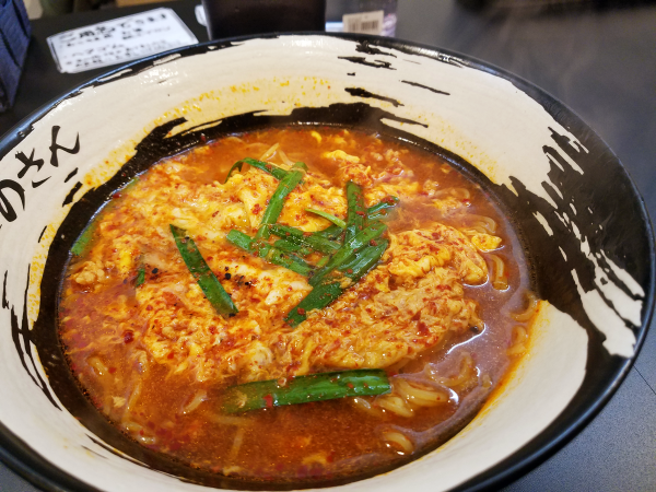のさん辛麺(たまご麺)
