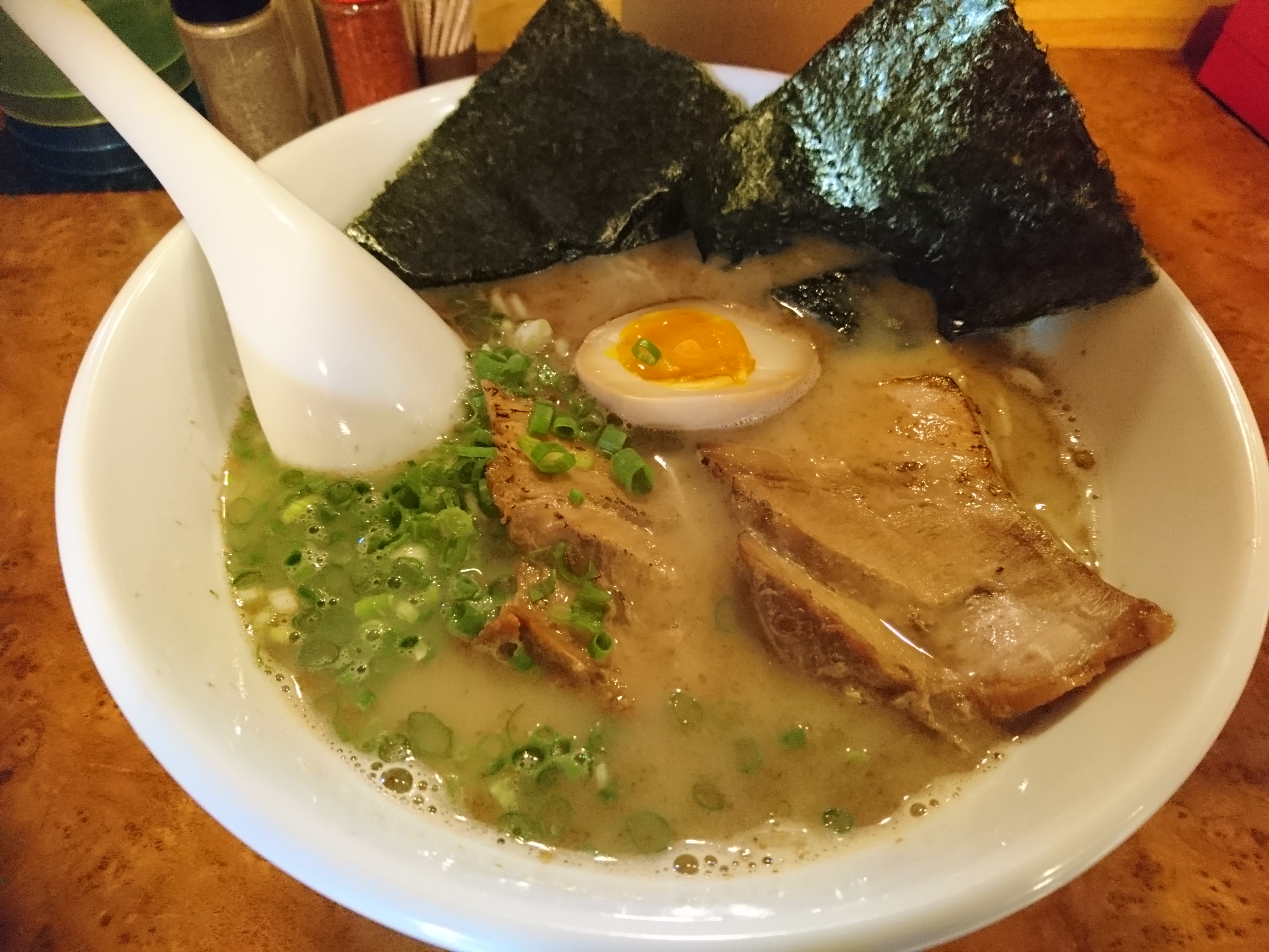 魚粉×鶏白湯スープのラーメン | キャンディーリーフ@浜口町 | 長飯録（ながめしろく）～長崎のご飯を記録しています